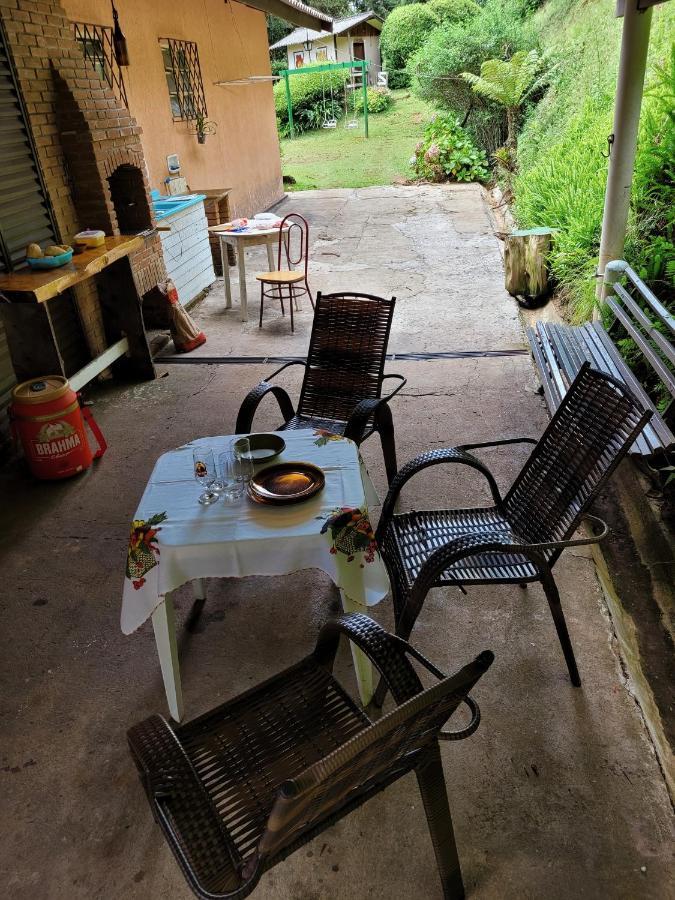 Casa Em Campos Do Jordao - 3 Quartos, Com Churrasqueira Exterior foto